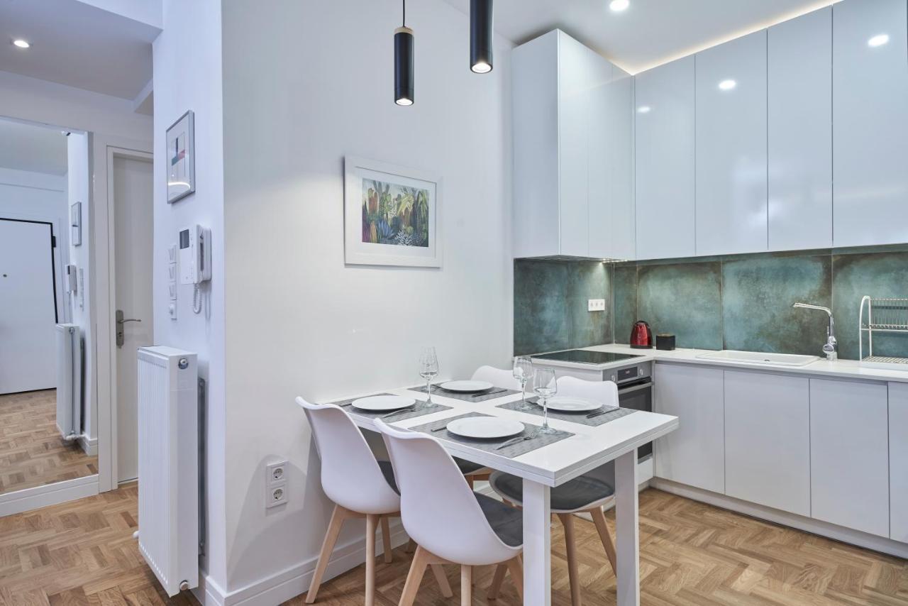 Апартаменты Hilton-Ilisia Park 2Bd Elite Living Афины Экстерьер фото